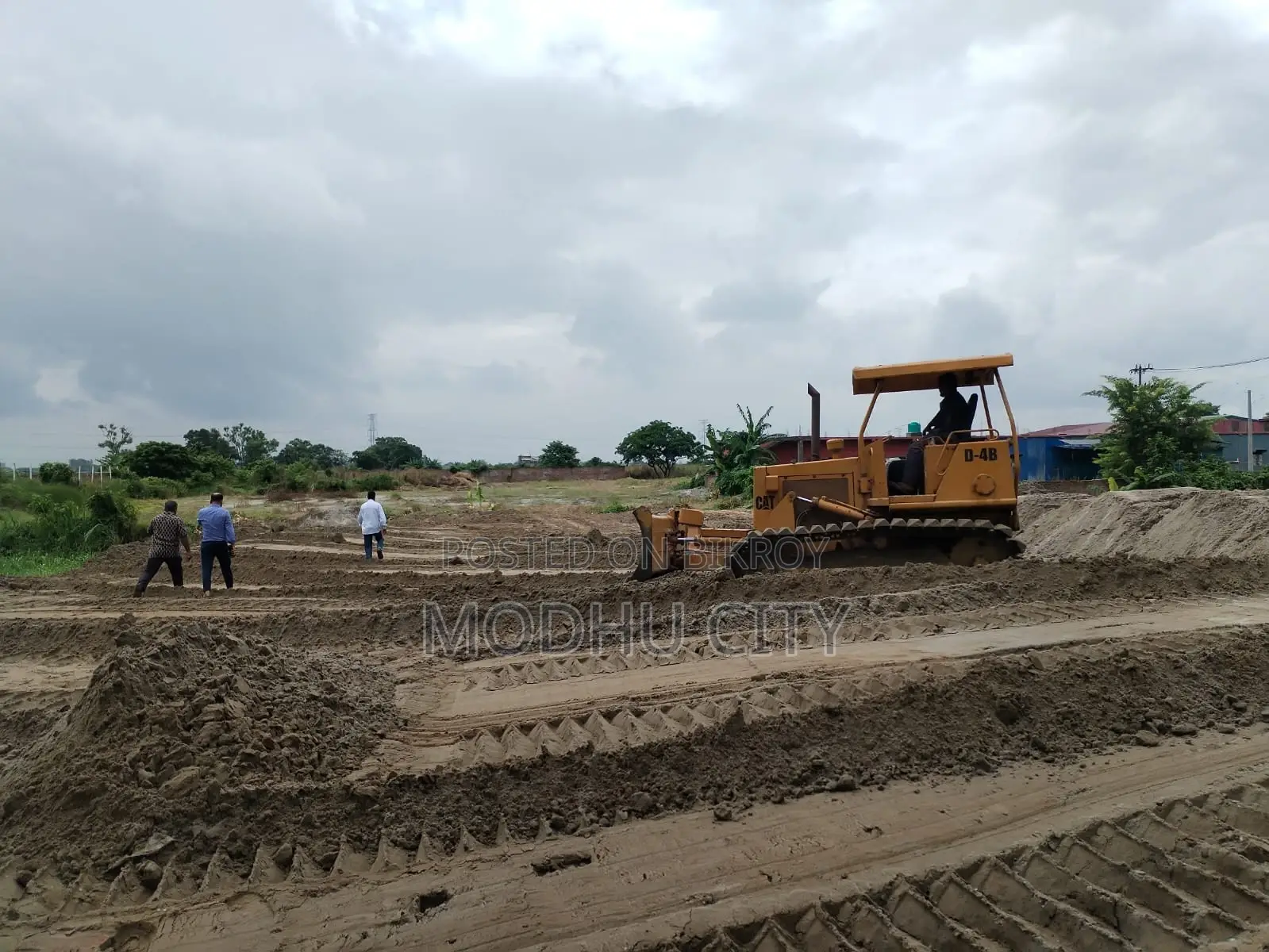Buy a plot in the middle of the month with easy installments at a special discount