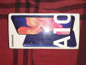 Samsung A10 32 GB Gray