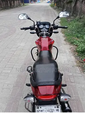 Bajaj Discover 135 2009 Red