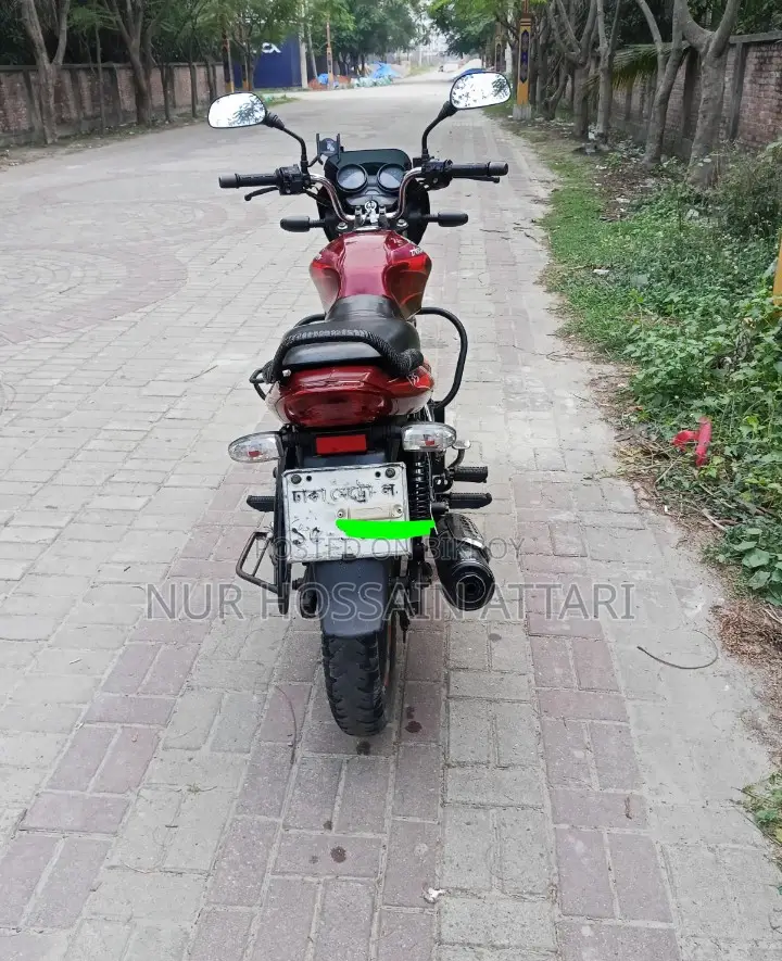 Bajaj Discover 135 2009 Red