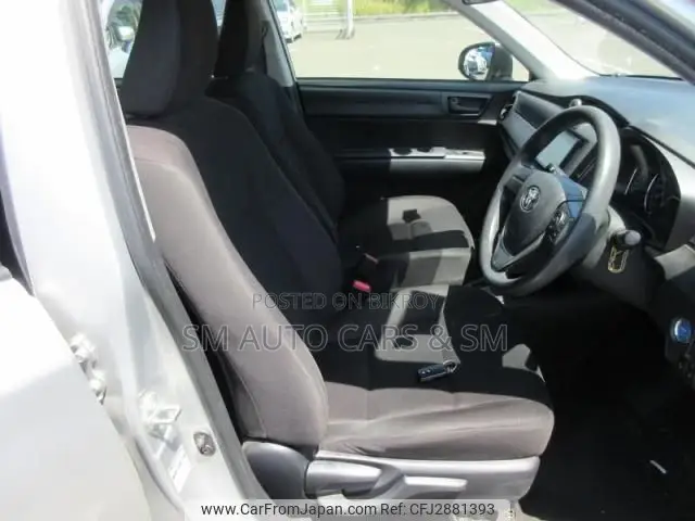 Toyota Axio 2021 Silver