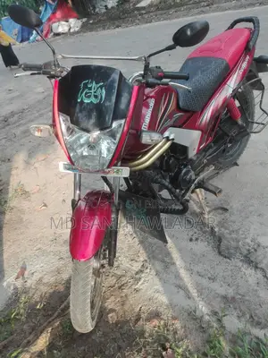 Mahindra Centuro 2017 Red