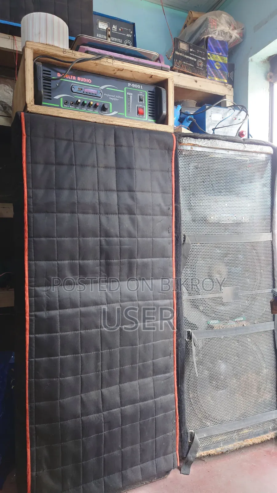 This pair of speaker boxes will be sold with the machine