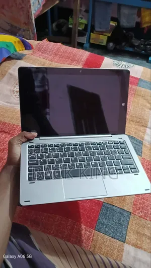 Laptop Chuwi LapBook Air 4GB Intel Xeon SSD 60GB