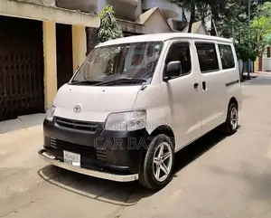Toyota Noah 2016 White