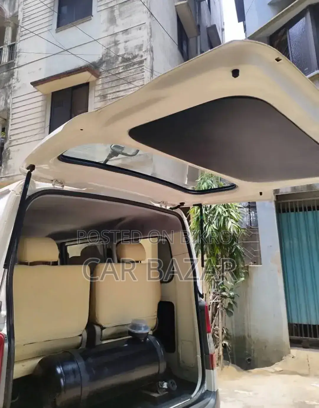 Toyota Noah 2016 White