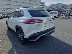 Toyota Corolla Cross 1.8 Hybrid AWD 2022 Pearl