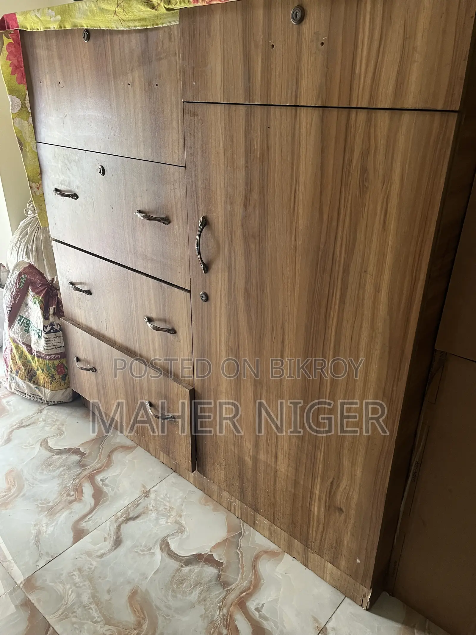 Otobi Wardrobe Large Size