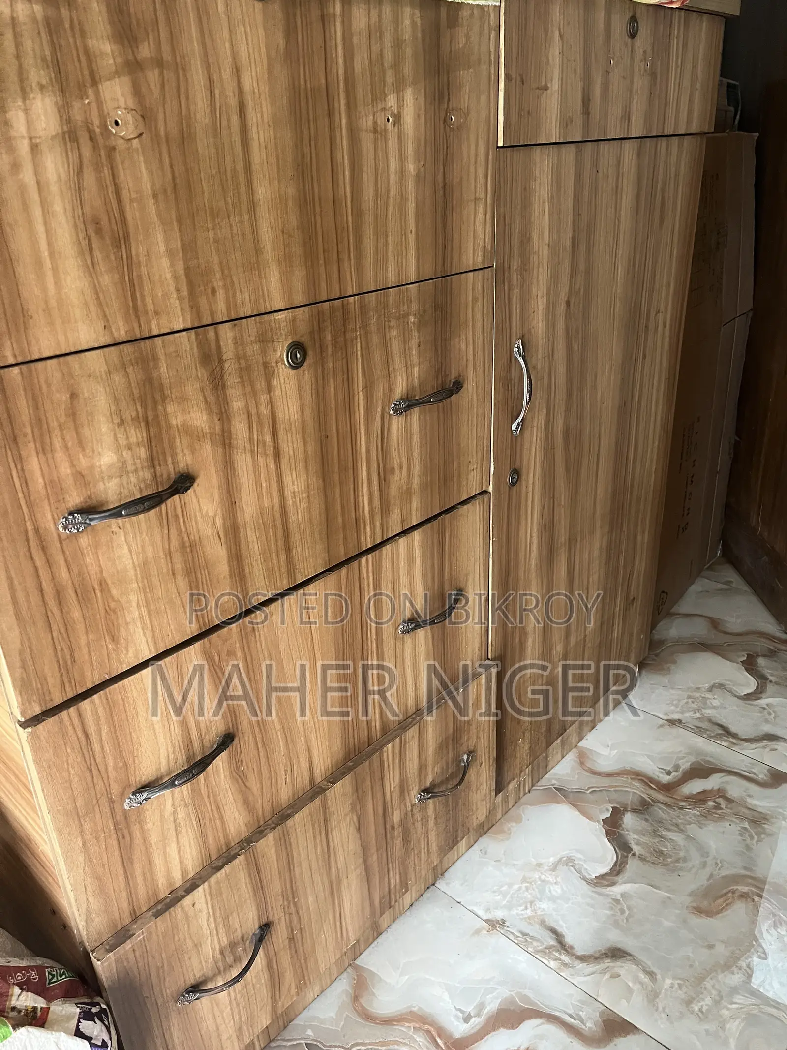 Otobi Wardrobe Large Size
