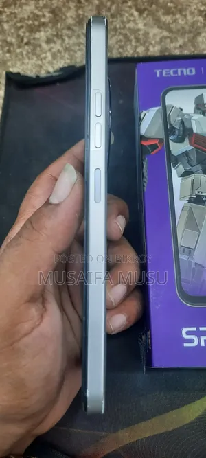 Tecno Spark 30C 128 GB White