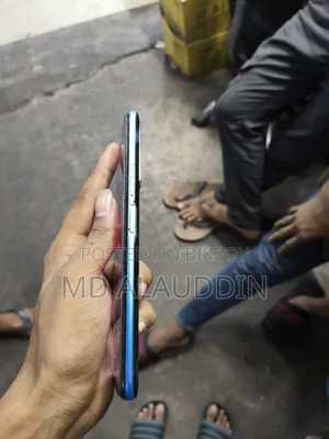Vivo Y53s 128 GB Silver