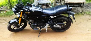 Yamaha 2023 Black