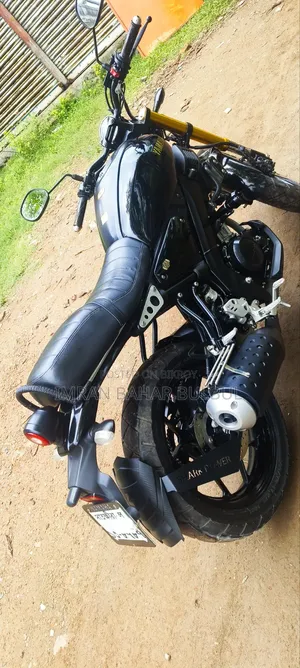 Yamaha 2023 Black