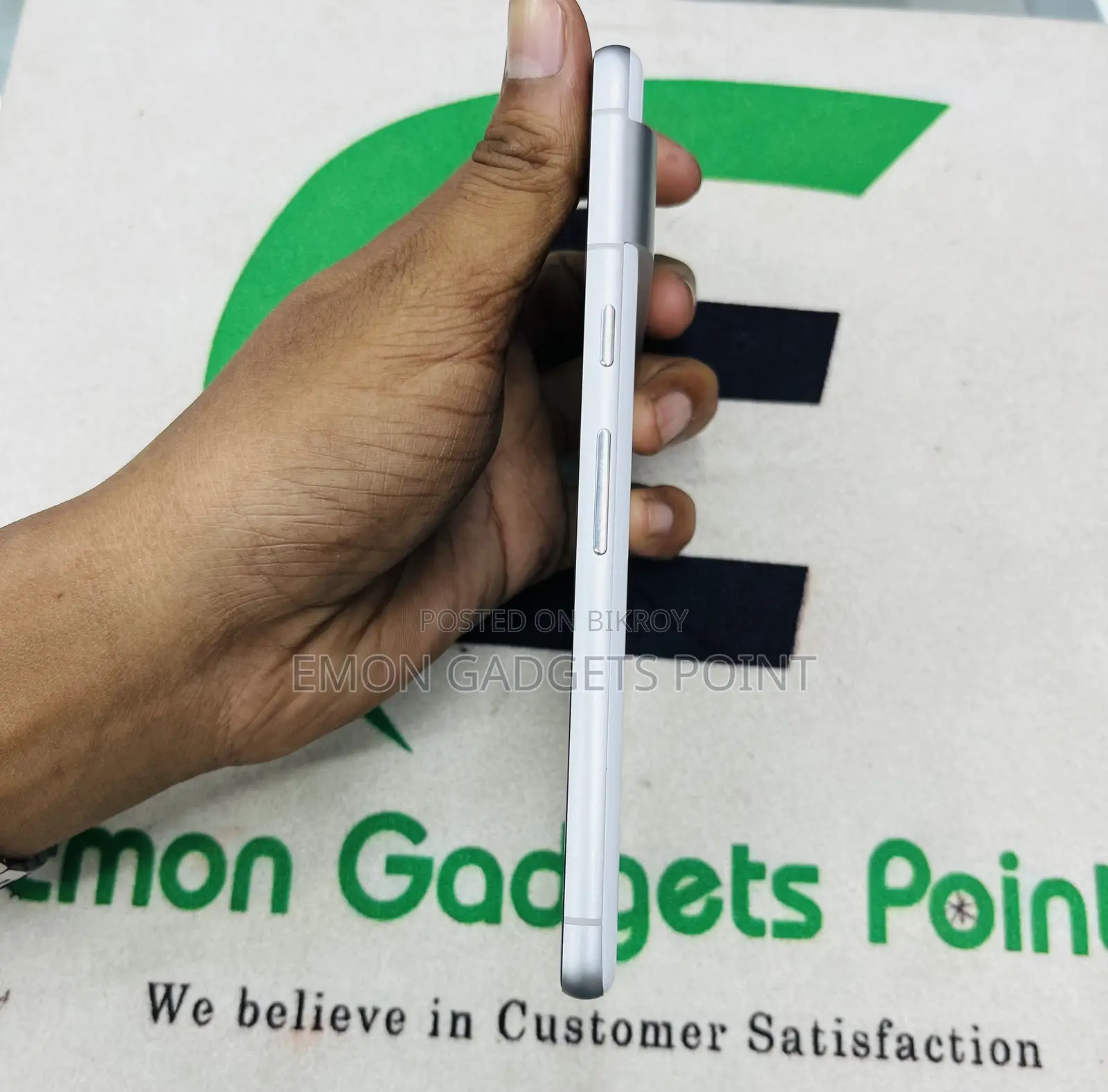 Google Pixel 7 128 GB White