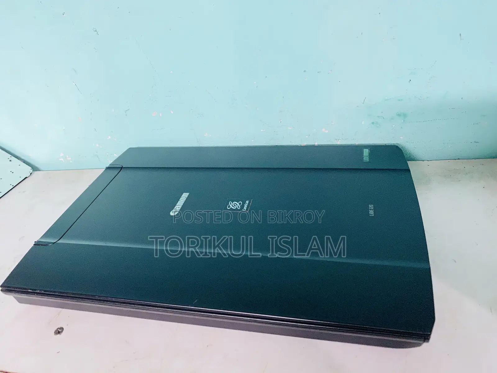 Canon Lide 120 Scanner