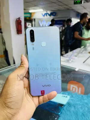 Vivo Y17 256 GB Blue