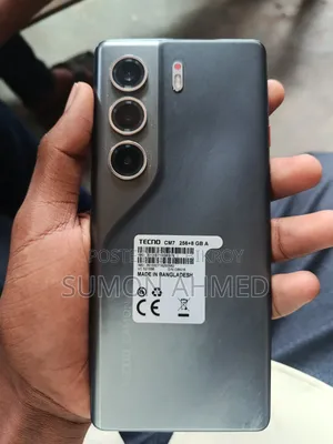 টেকনো ক্যামন ৪০ প্রো ৫জি ২৫৬ জিবি কালো