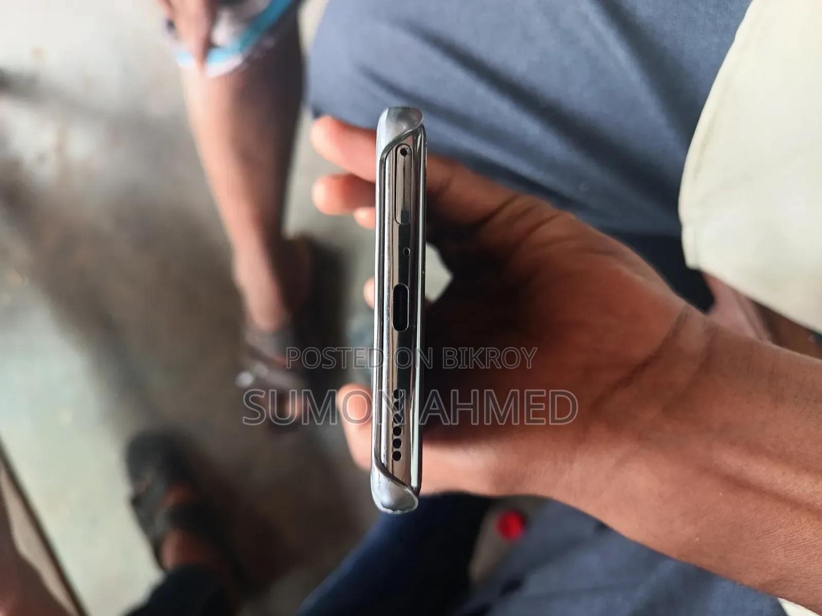 টেকনো ক্যামন ৪০ প্রো ৫জি ২৫৬ জিবি কালো