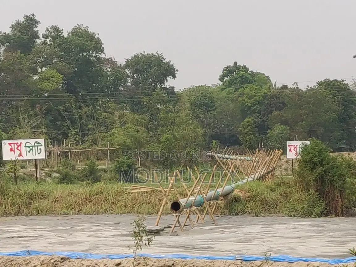 Buy plots on installment at affordable prices at Madhucity