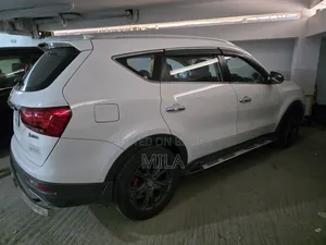 Car 2021 White