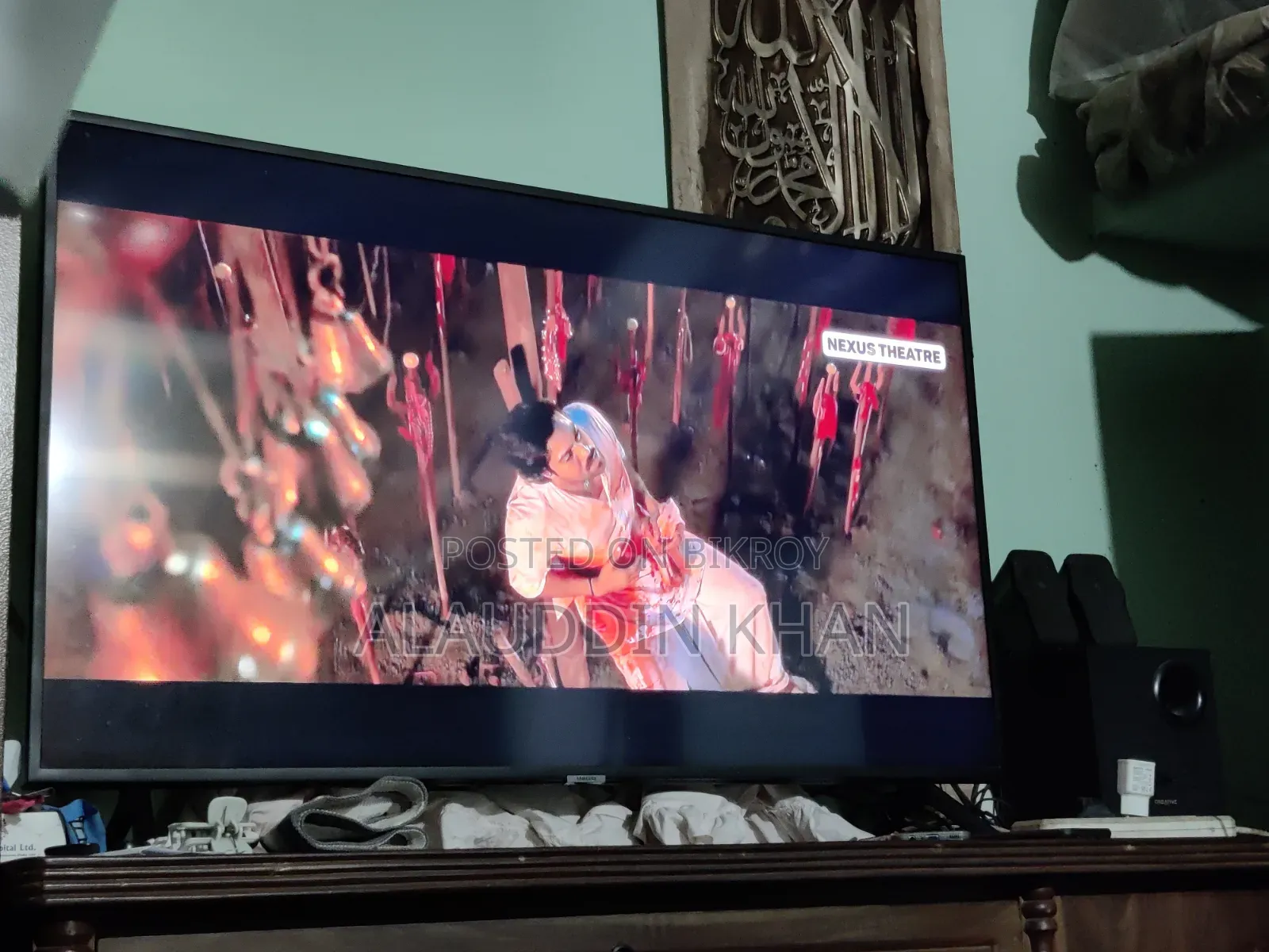 Samsung RU7100 4K 49 Inch