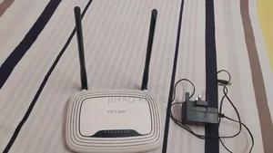 Tp Link রাউটার টি বিক্রি করা হবে