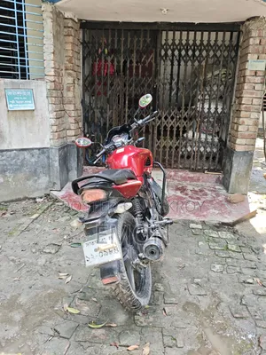 হোন্ডা ২০১৮ লাল
