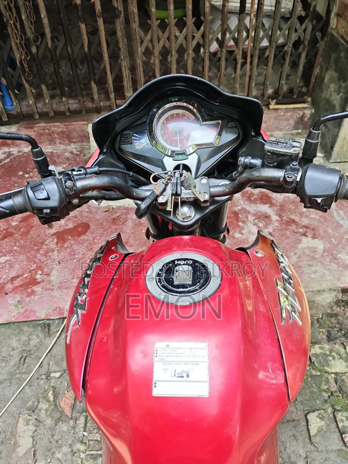 হোন্ডা ২০১৮ লাল
