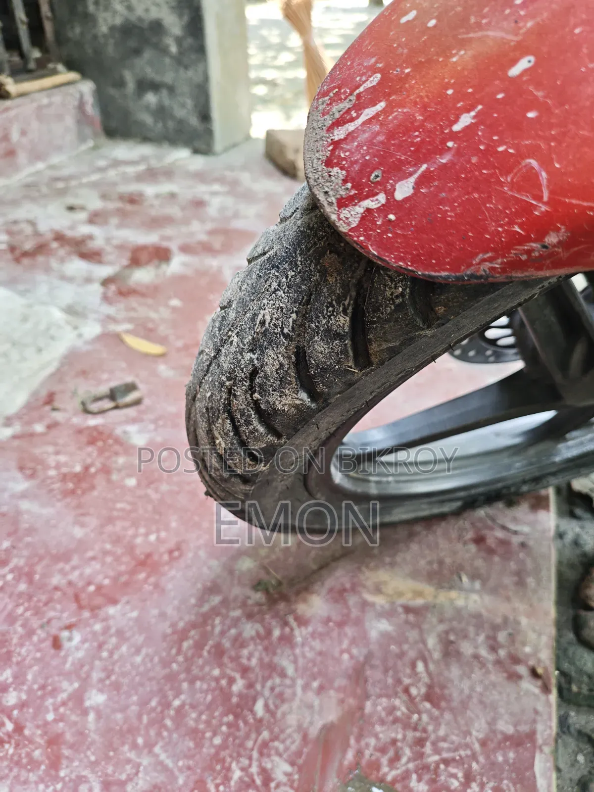 হোন্ডা ২০১৮ লাল