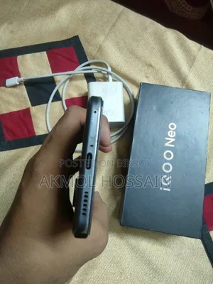 iQOO 256 GB Black