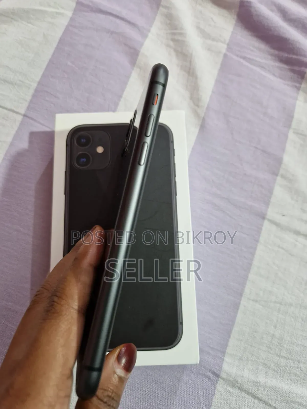 New Apple iPhone 11 64 GB Black
