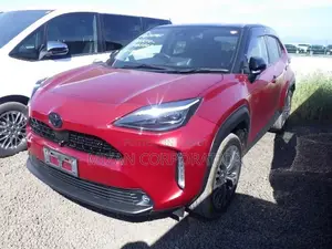 Toyota Yaris Cross 1.5 Hybrid AWD 2022 Red