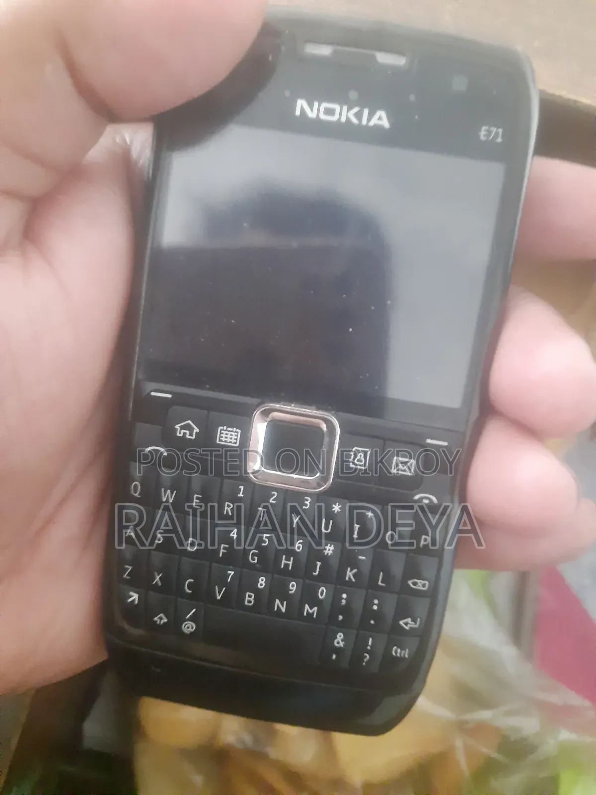 Nokia 4 GB Black