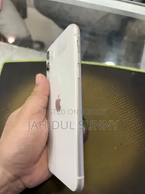 Apple iPhone 11 128 GB White