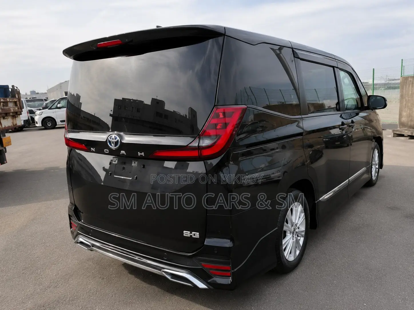 Toyota Noah 2023 Black