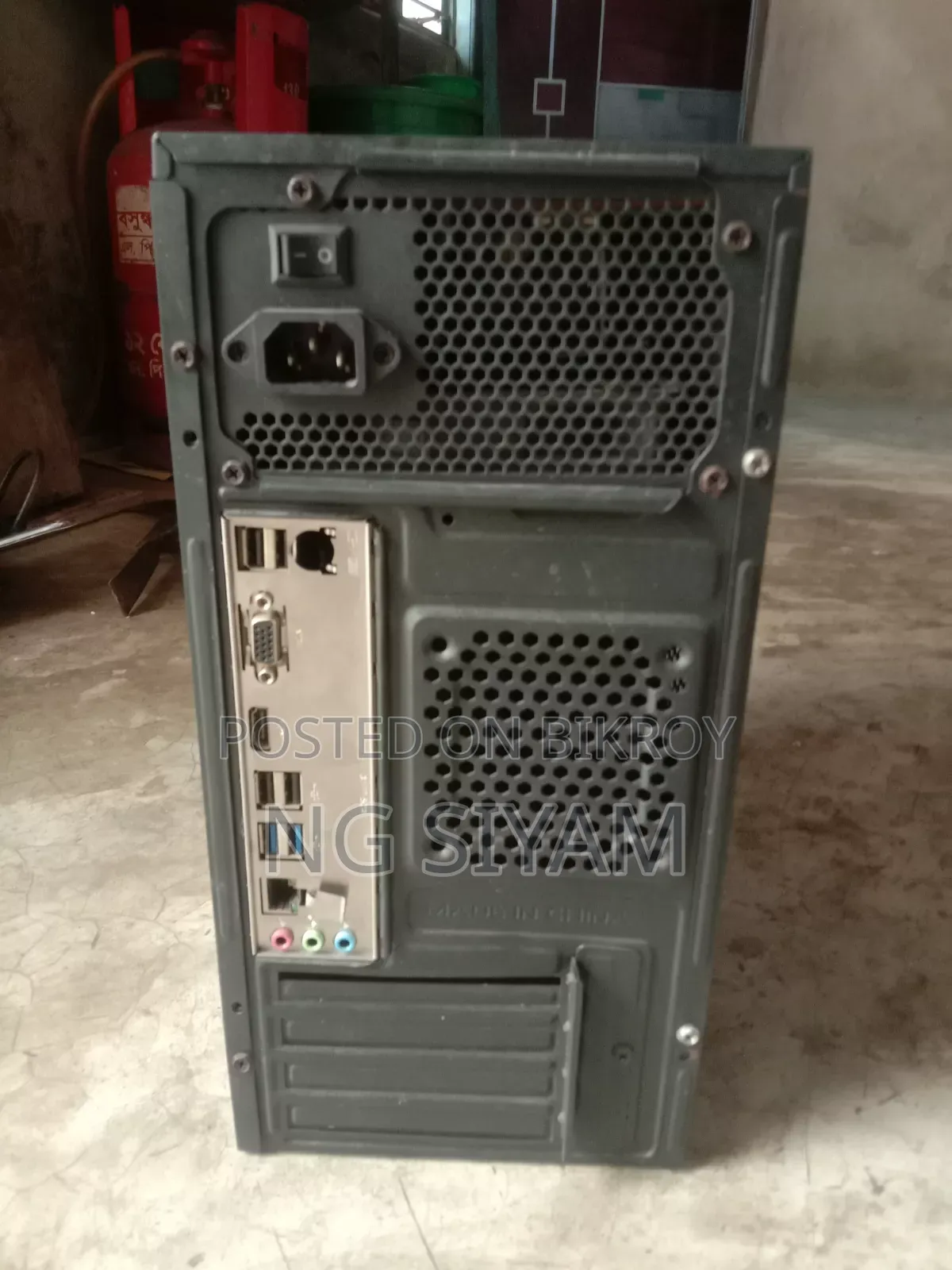Desktop Computer Dell Alpha 4GB Intel Core i3 SSD 128GB