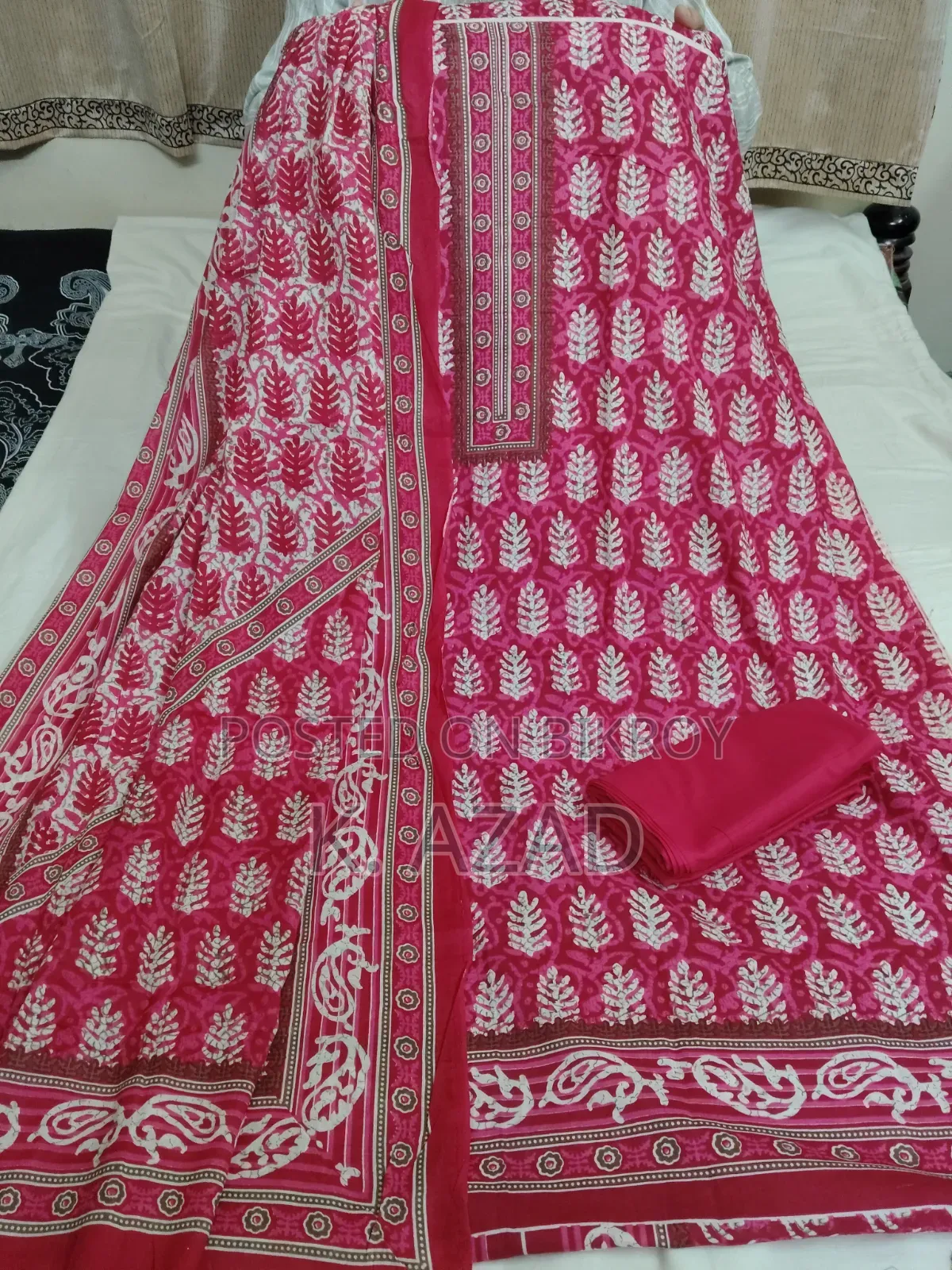 কাশ্মেরি থ্রি-পিস