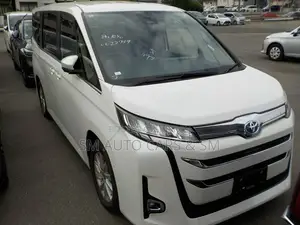 Toyota Noah 2022 Pearl