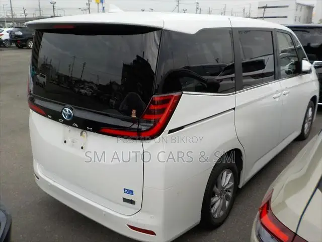 Toyota Noah 2022 Pearl