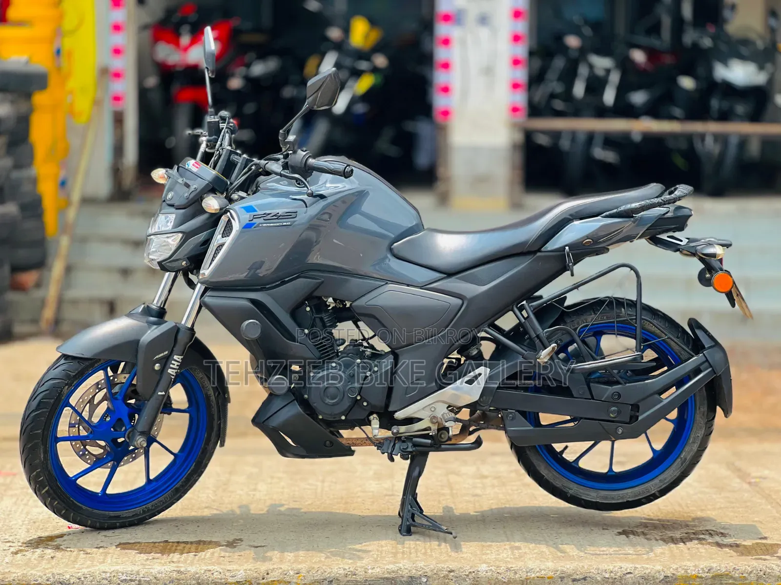 Yamaha FZ 2024 Gray