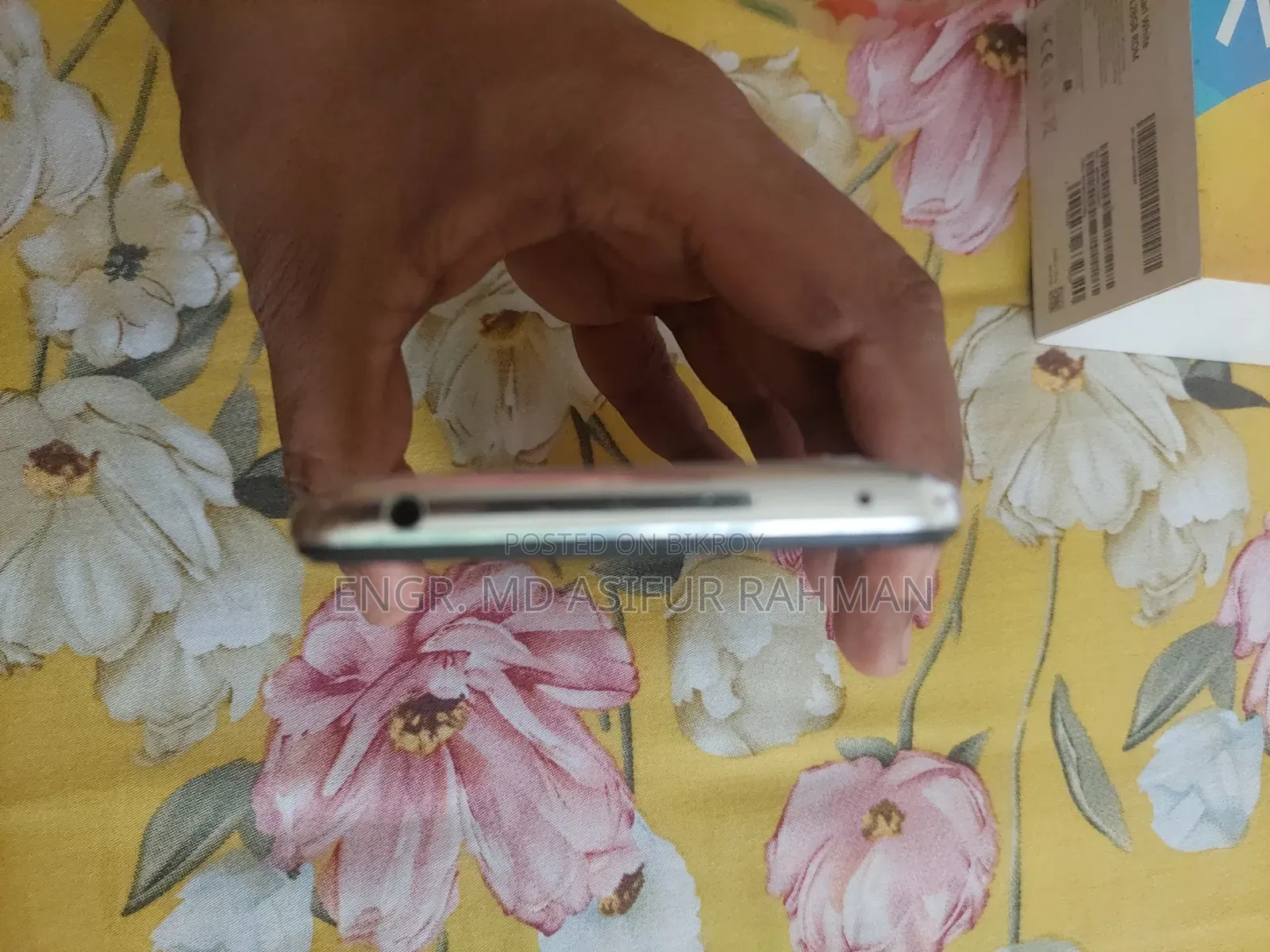 শাওমি মি ৯ লাইট ১২৮ জিবি হোয়াইট