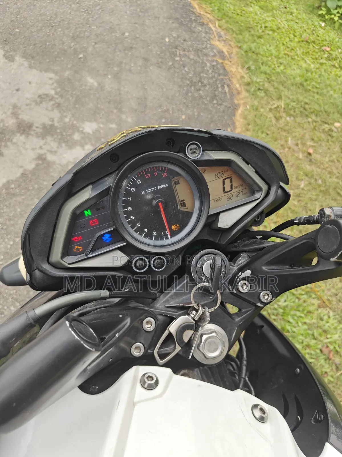Bajaj Pulsar NS 160 2019 White