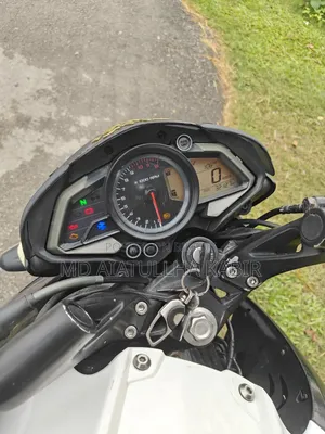 Bajaj Pulsar NS 160 2019 White