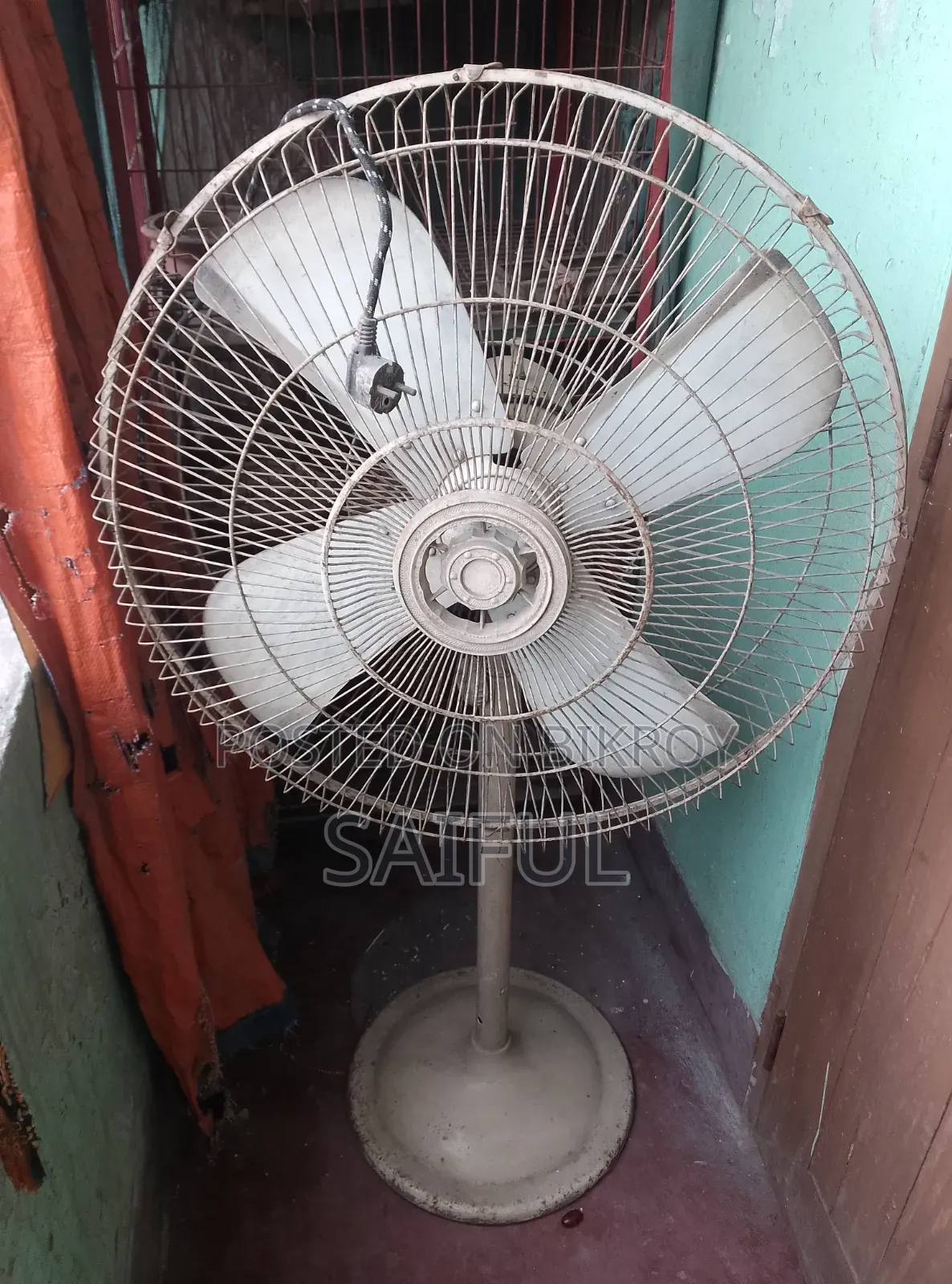স্ট্যান্ড ফ্যান