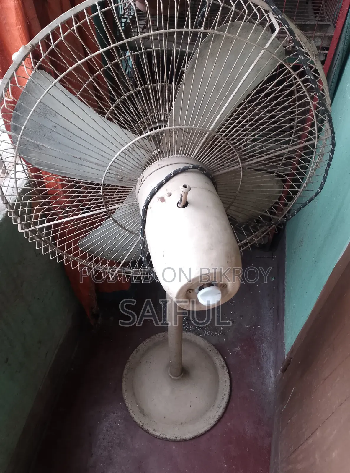 স্ট্যান্ড ফ্যান