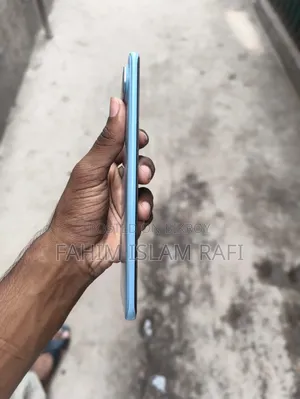 Tecno Pova 128 GB Blue