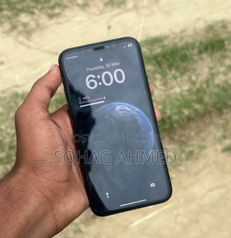 New Apple iPhone 11 Pro 64 GB Black