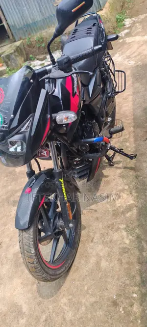 Bajaj Pulsar 150 2022 Black