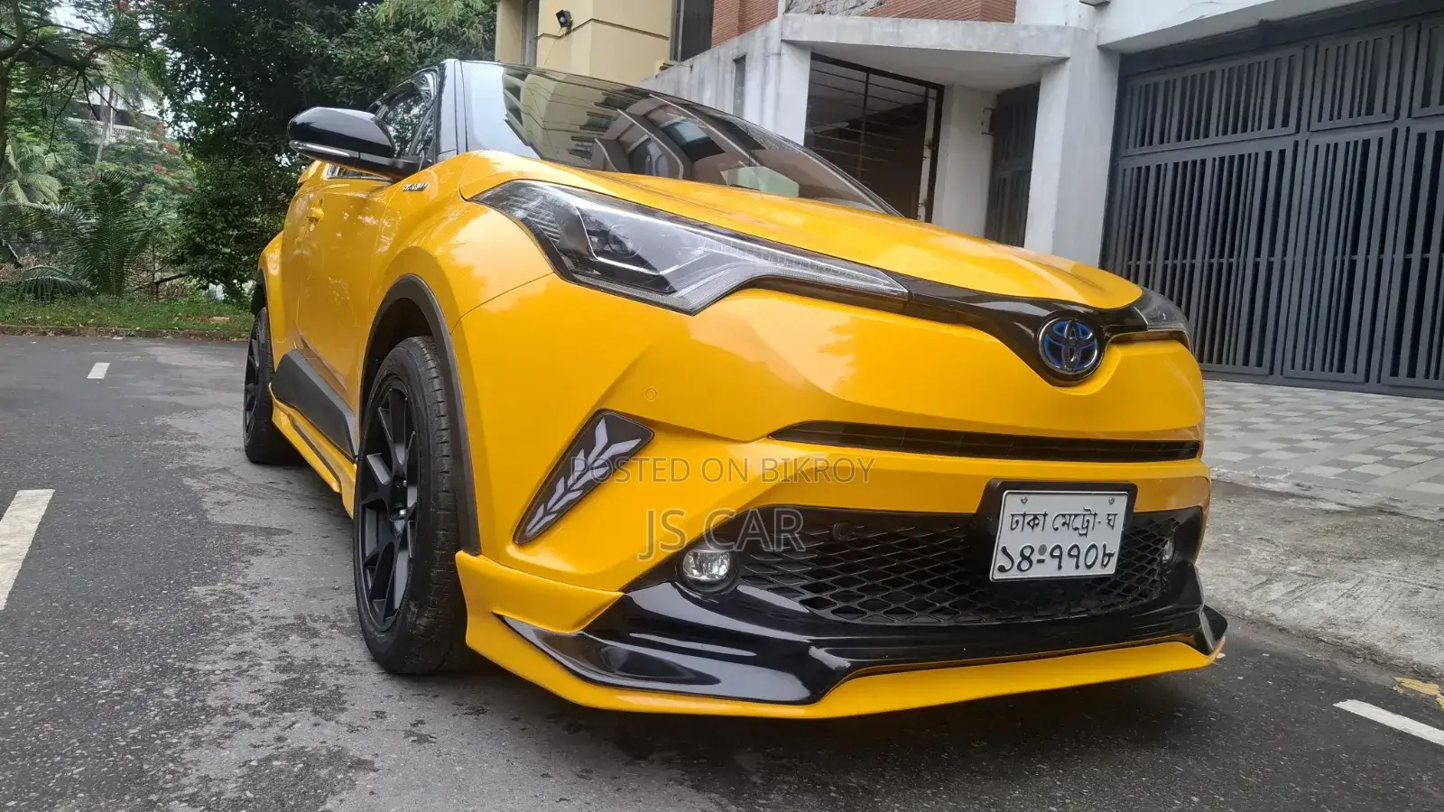 Toyota C-Hr XLE FWD 2019 Yellow