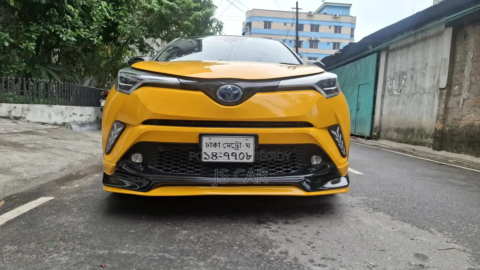 Toyota C-Hr XLE FWD 2019 Yellow